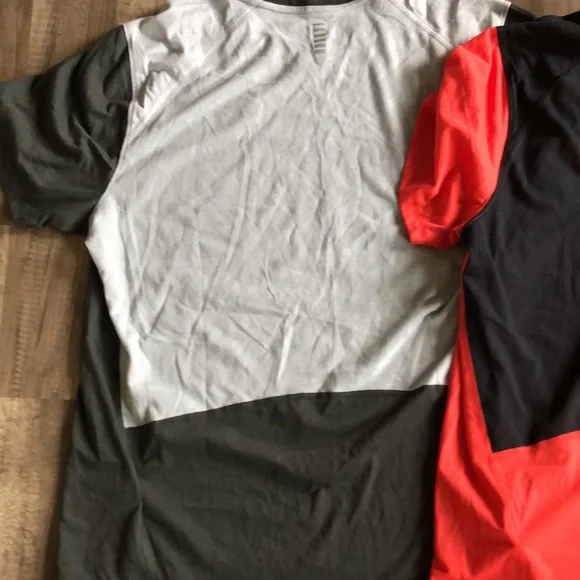 Under Armour Run Heat Gear New Tee Shirts XXL Orange and Army Green - Picture 9 of 11